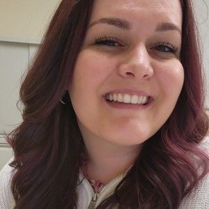 Meet your Posher, Stephanee